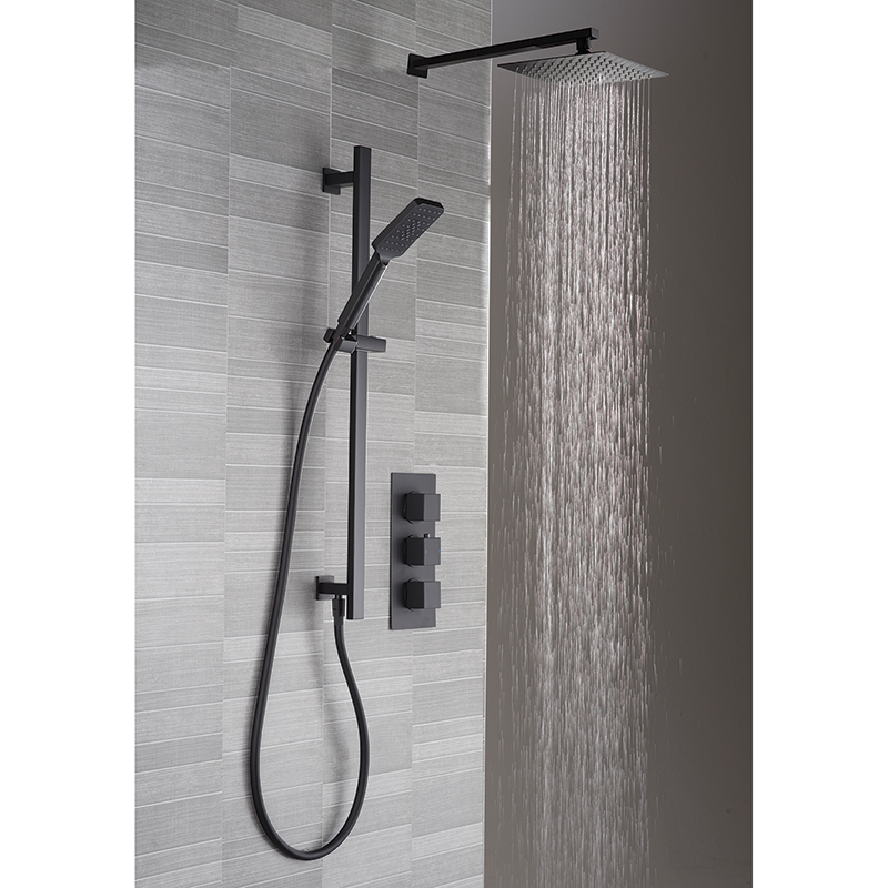 Utah Square Black Shower Kit